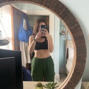 Aritzia cargo sweatpants